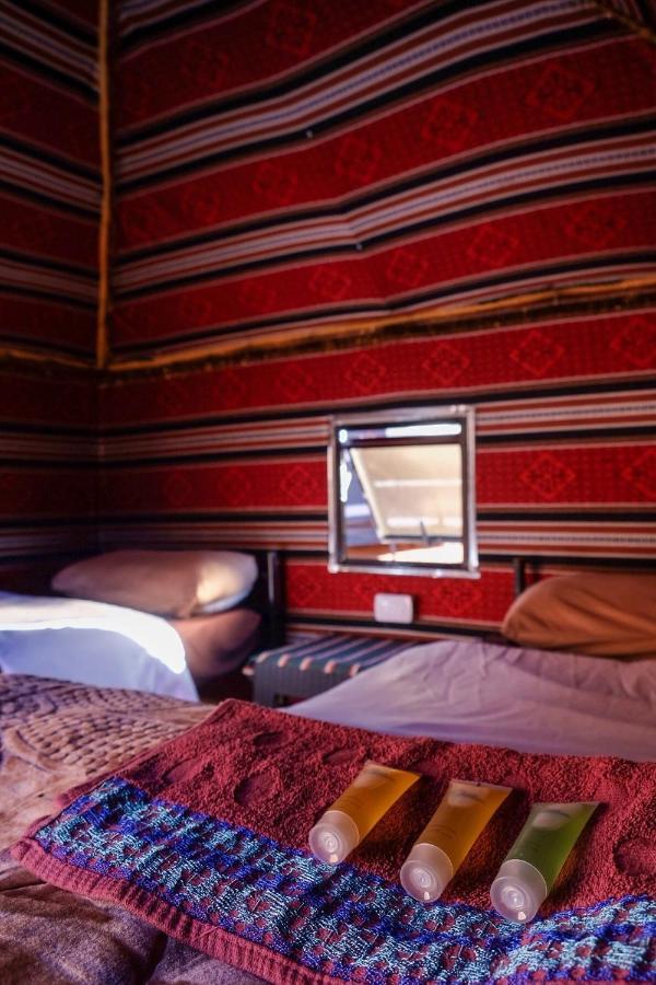 Wadi Rum Fig Tree Camp ภายนอก รูปภาพ