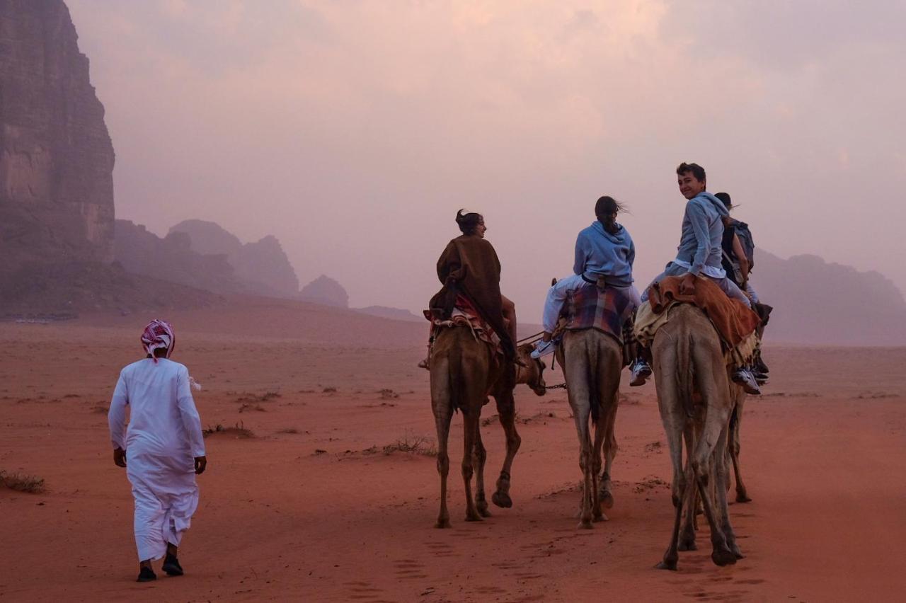Wadi Rum Fig Tree Camp ภายนอก รูปภาพ